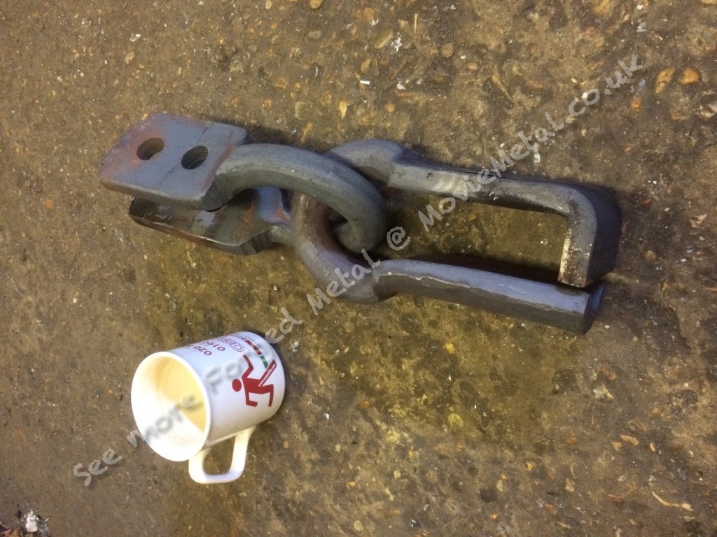 Heavy shackle, Industrial Forging, MovieMetal, Blacksmith, Forged Iron, Forged Metal, Wrought Iron, Wrought Ironwork, Film & TV, Film Industry, Blacksmithing, Burrows Lea Forge, Metalwork for film, Supplier to Film